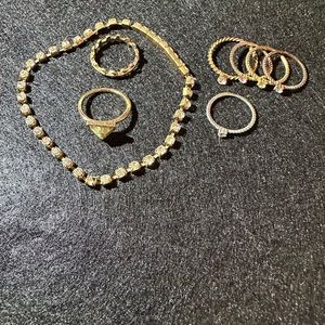 Bracelet and Rings Set